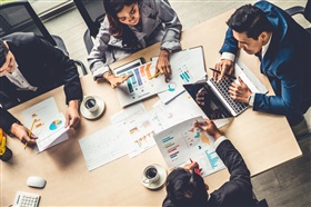 Relations entre pouvoirs locaux et organisations syndicales : concertation ou négociation sociale ?